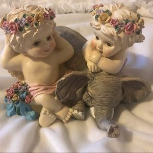 Vintage Cherubs music box